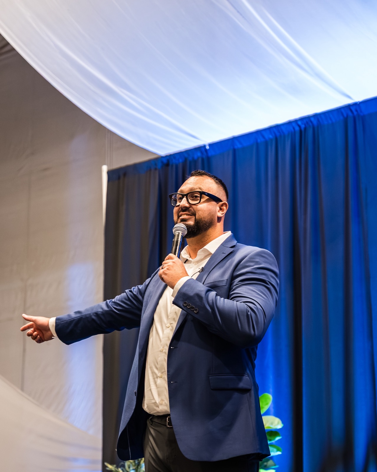Adam Diaz delivering the keynote at the Eastern Washington Real Estate Summit
